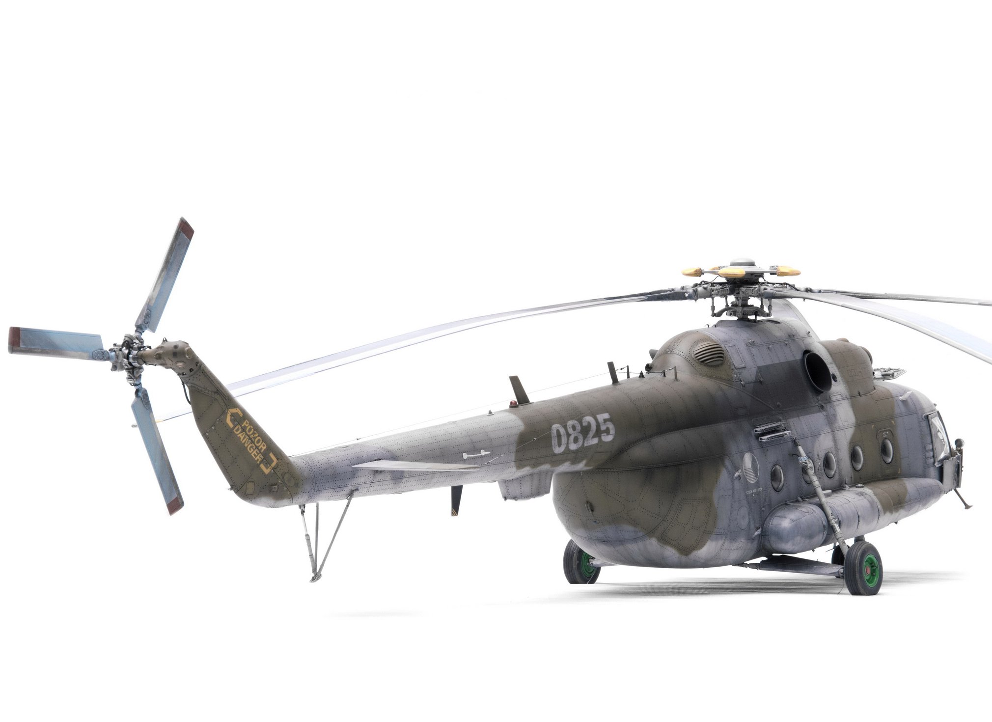 Mil Mi-17 - Model Aces