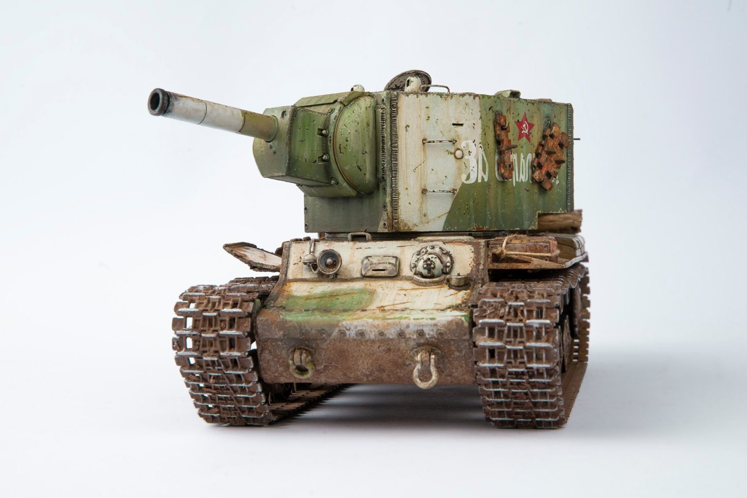 KV-2 - Model Aces